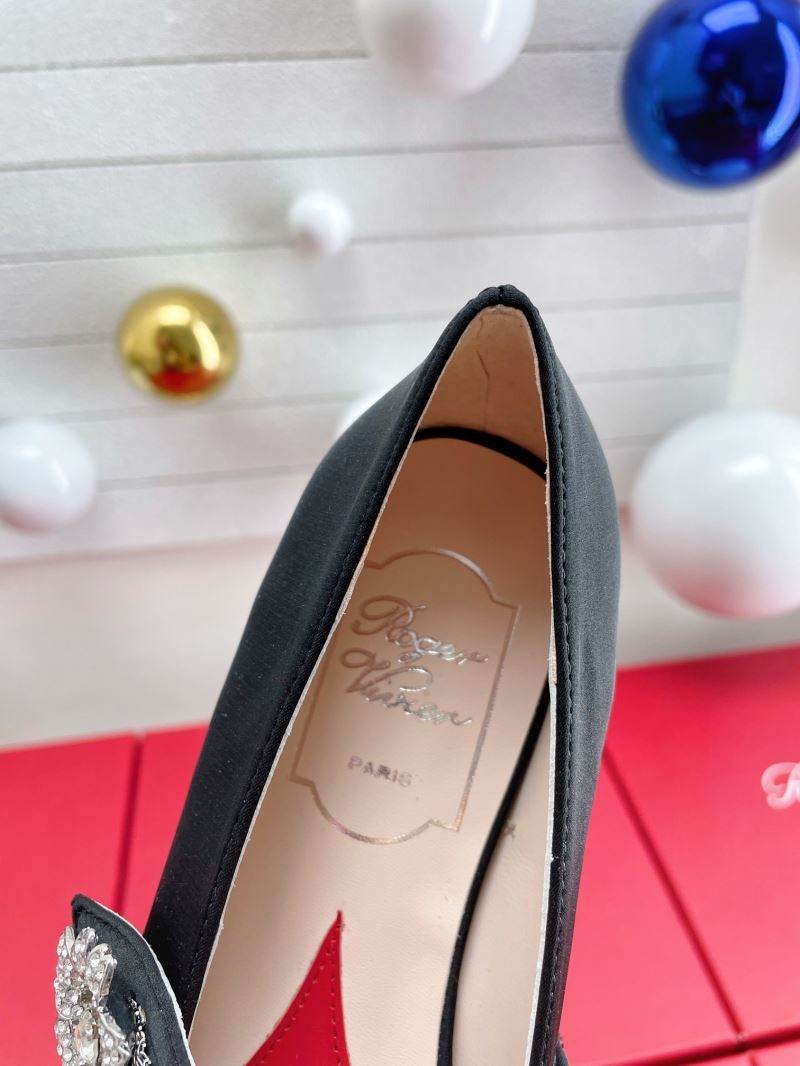 Roger Vivier flat shoes